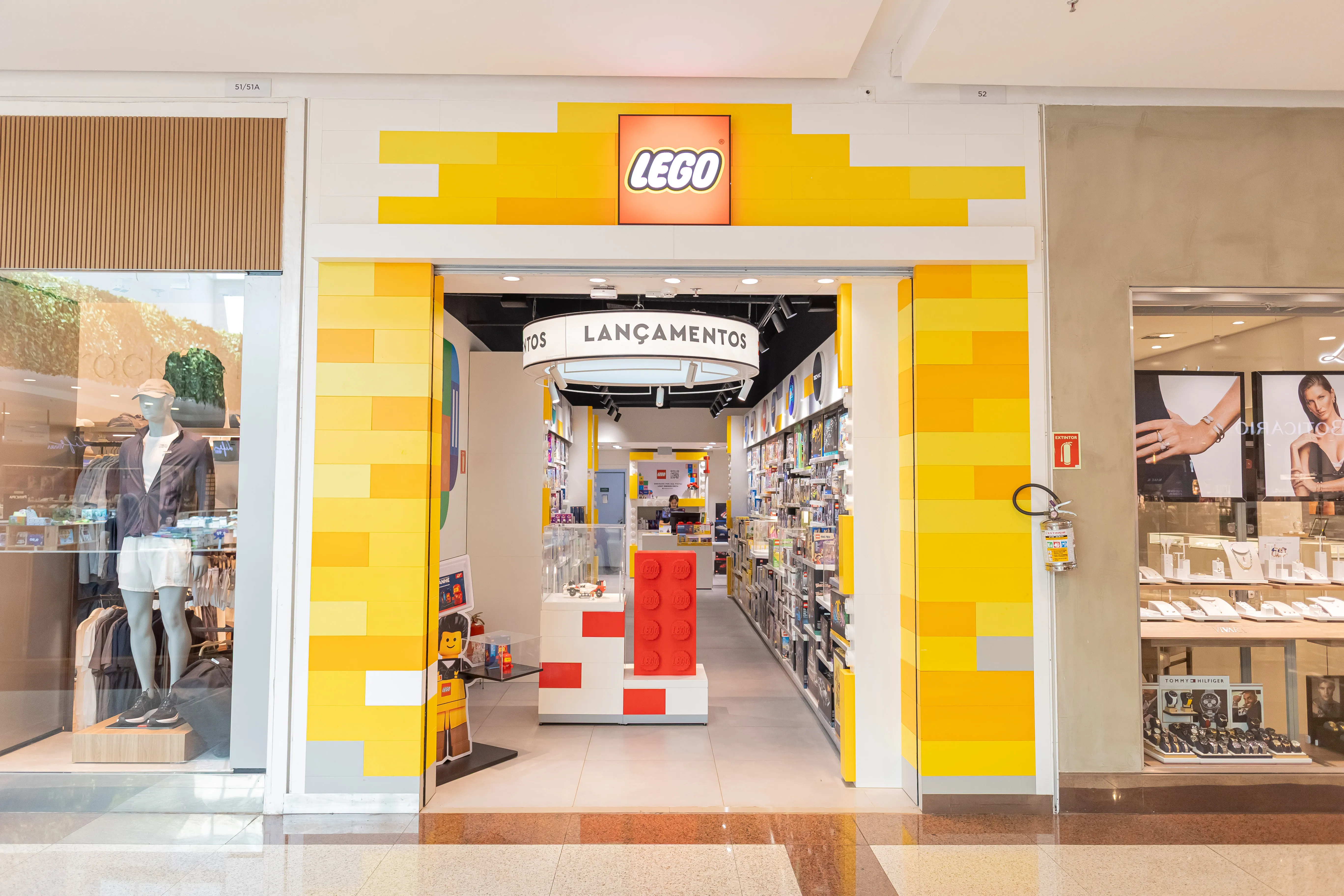 História da LEGO no varejo: como a marca quase faliu e se tornou uma potência global