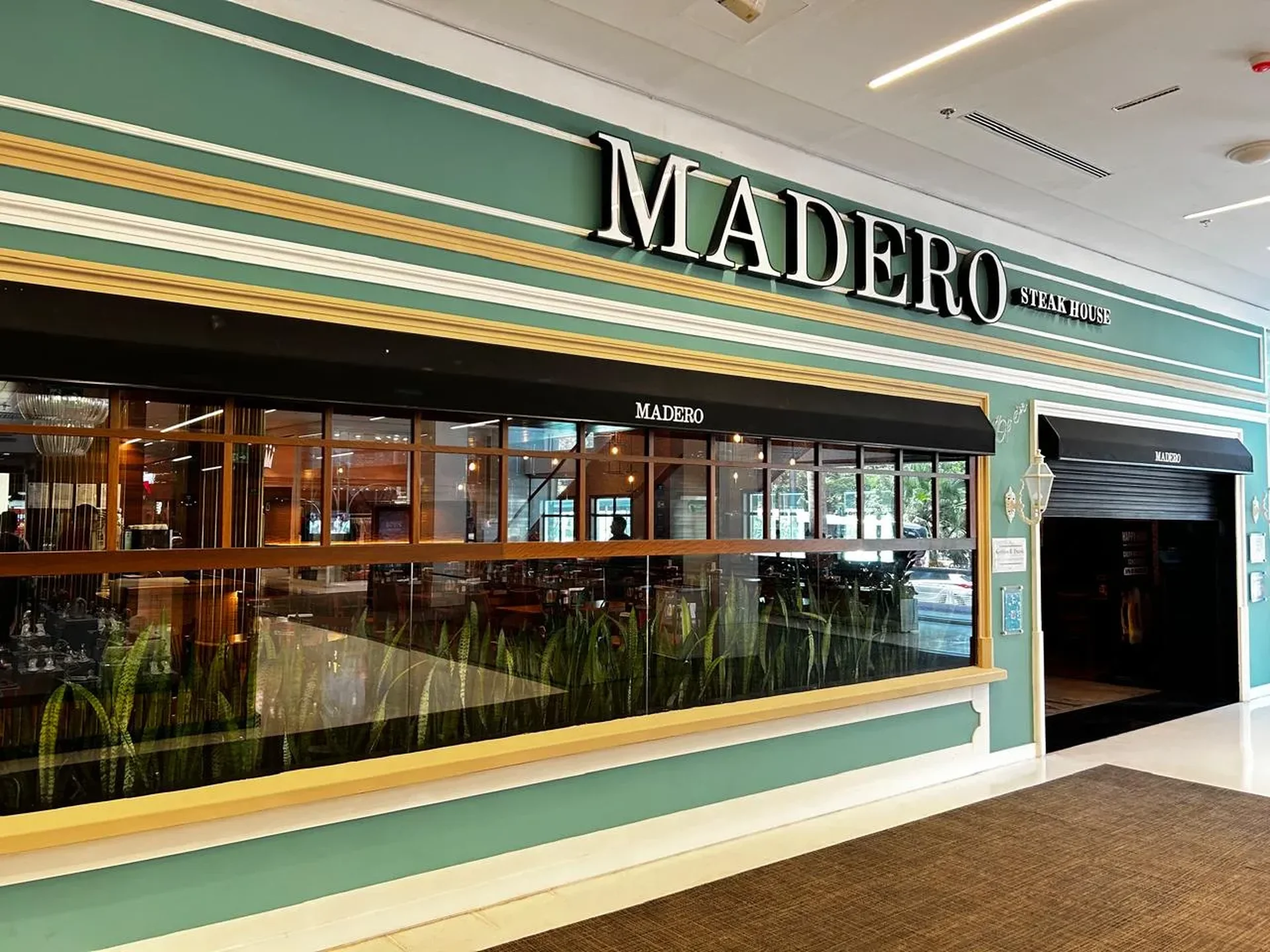 Foto do estabelecimento MADERO