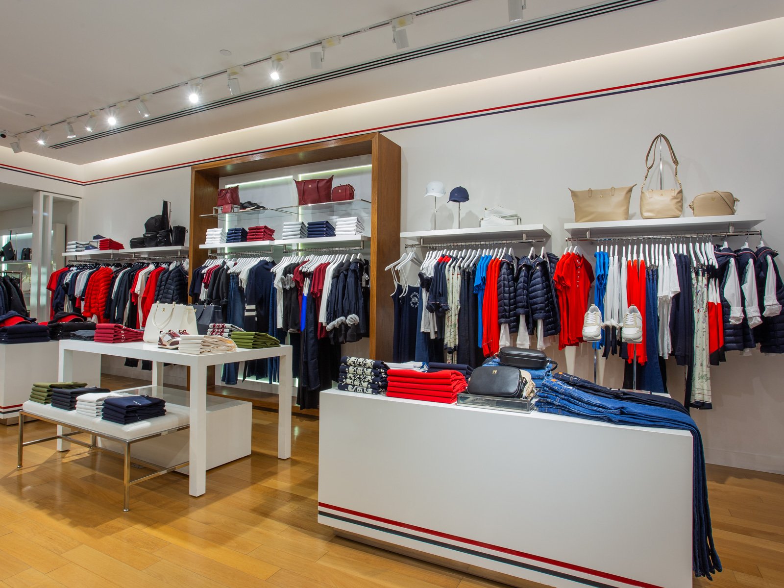 Tommy sales hilfiger morumbi