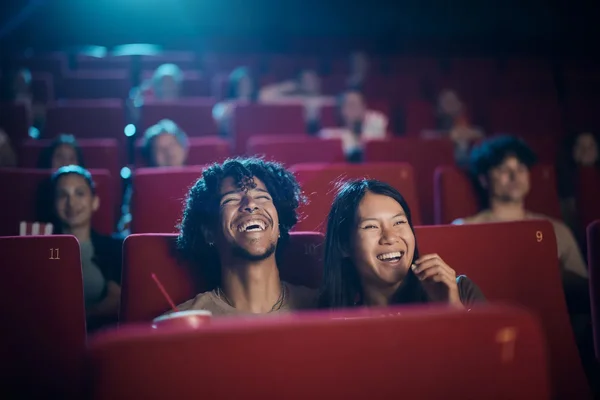 Filmes em cartaz para comemorar o Dia dos Namorados