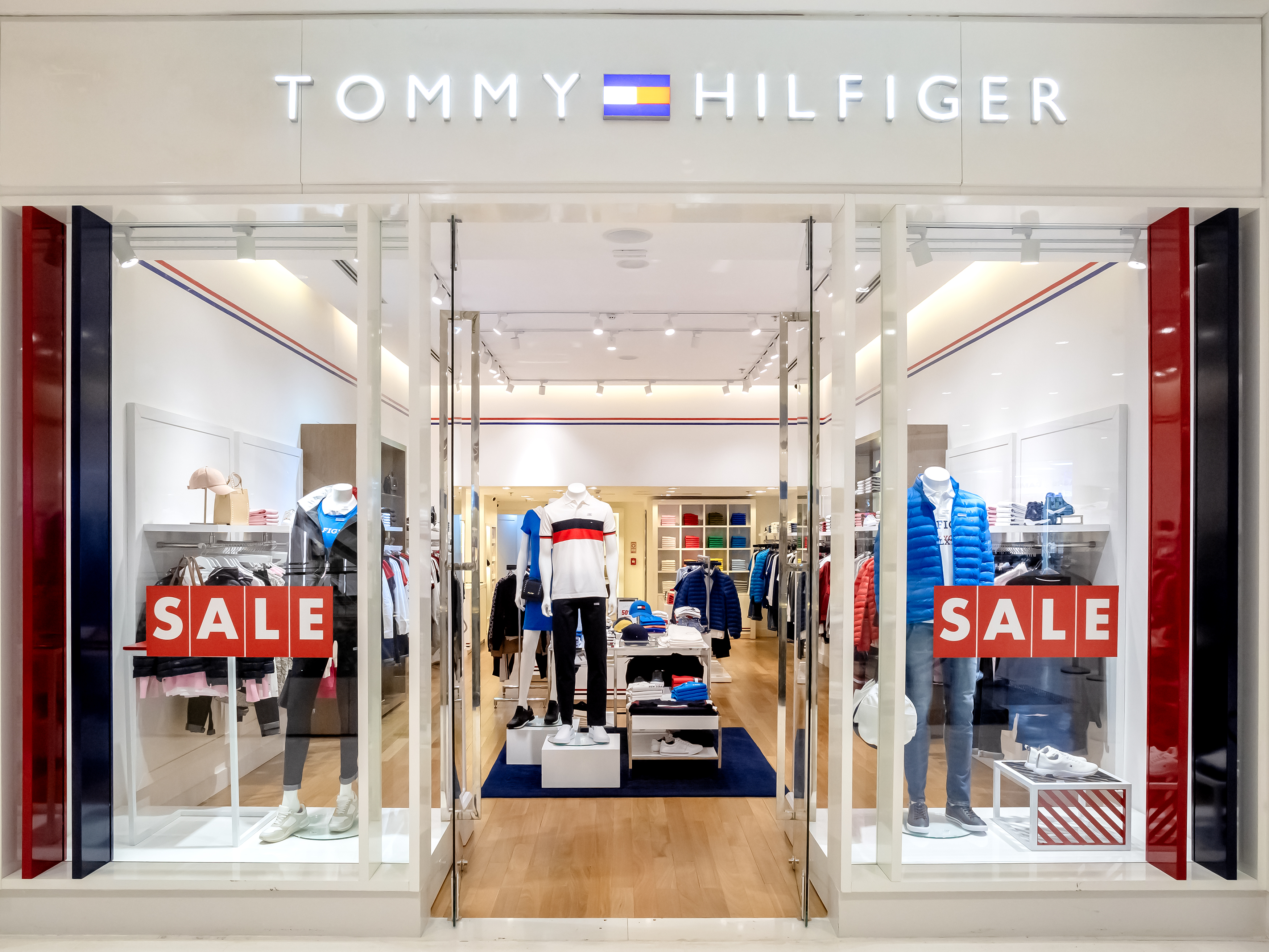 Tommy Hilfiger inaugura loja no CenterVale Shopping – Valeando – 0 Blog do  Vale do Paraíba