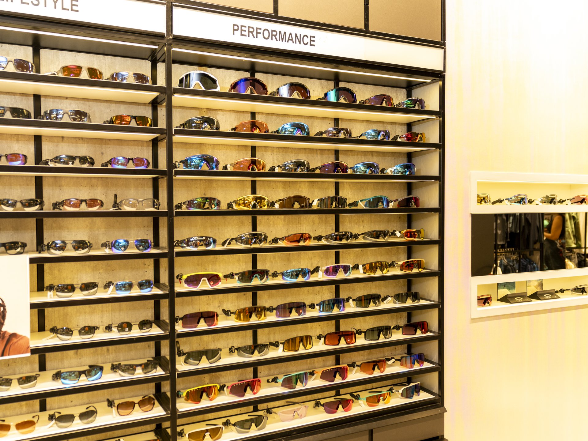 Foto do estabelecimento OAKLEY