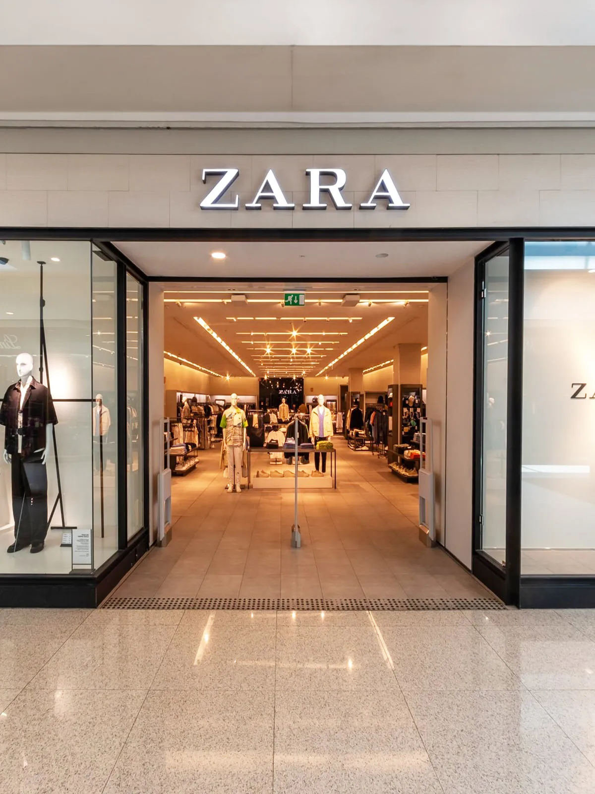 Zara desacelera expansão física e aposta em eficiência