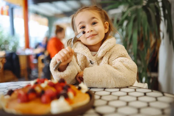 Restaurantes com cardápio infantil: onde encontrar as melhores opções para as crianças